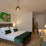 Lagom Hotel
