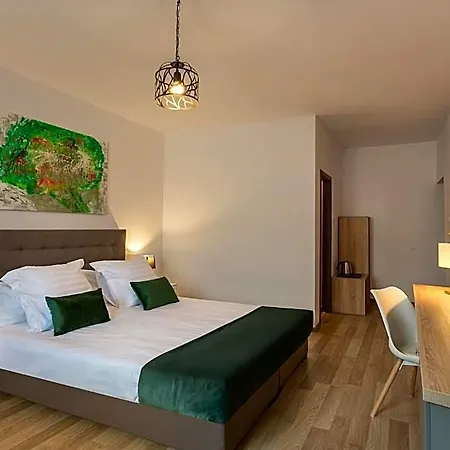 Lagom Hotel 3*